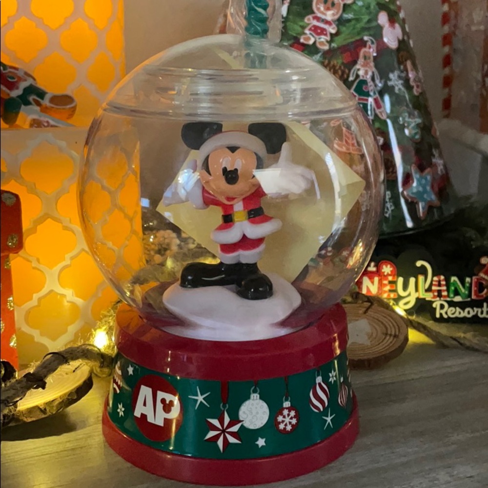 Disneyland Santa Mickey AP Sipper